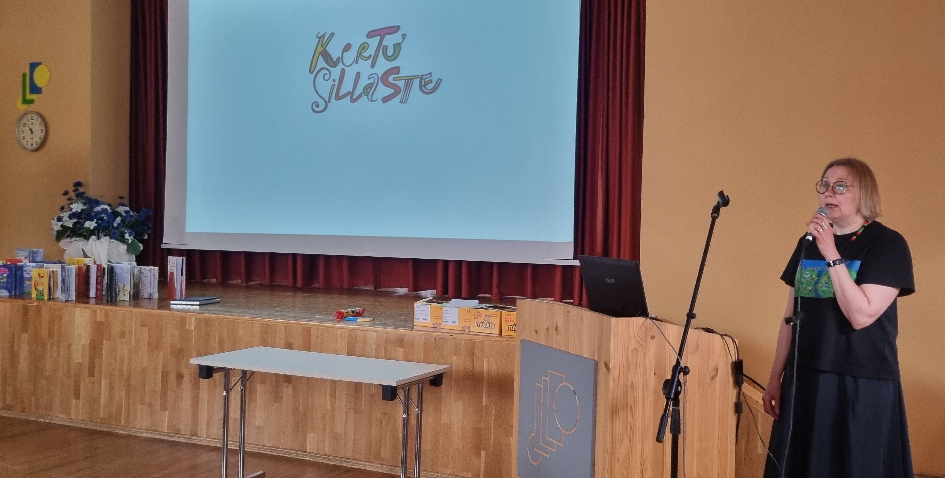 29. mail jagasime Valga Põhikoolis tunnustust kõigile “Lugemisisu “programmi läbinud õpilastele. Suur lugemisisu oli kaheksal Valga Põhikooli klassil. Programmi